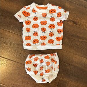 Cat & Jack Pumpkin Print Baby Outfit size 3-6 months